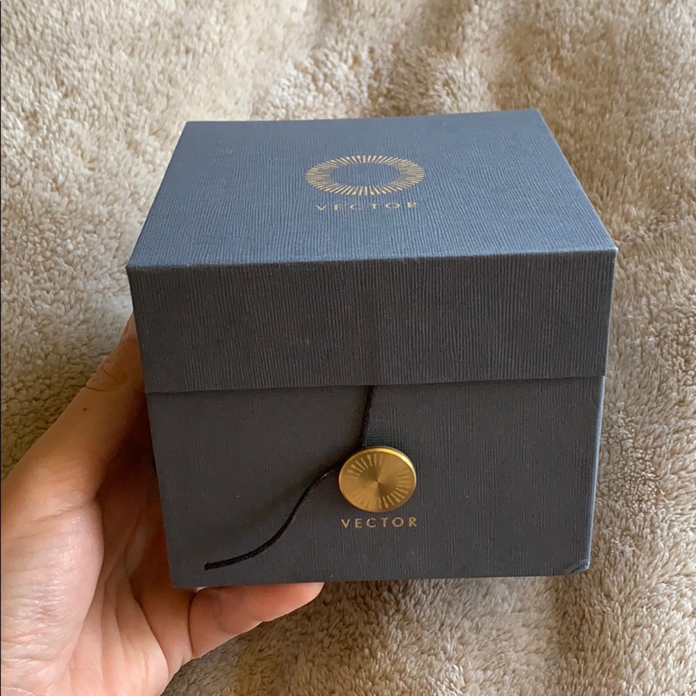 Vector Watch Empty Box Only - Picture 2 of 5